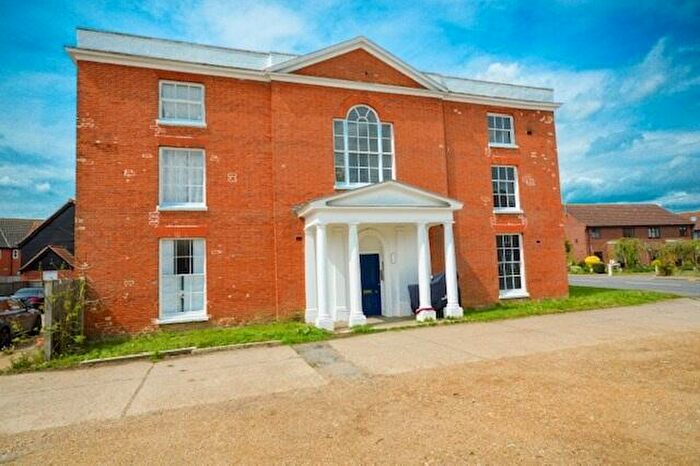 1 Bedroom Flat To Rent In Moorgate House, NR19