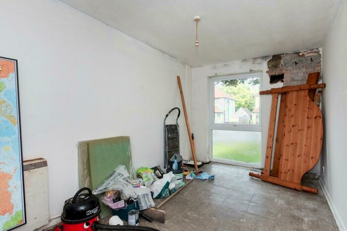 1 Bedroom Flat For Sale In Longlands Road, Sidcup, DA15