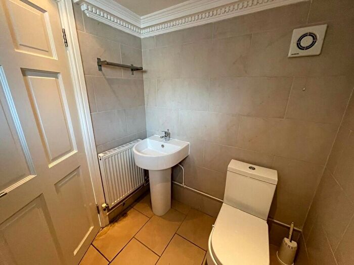4 Bedroom Detached House For Sale In Malcolmson Close, Edgbaston, Birmingham, B15
