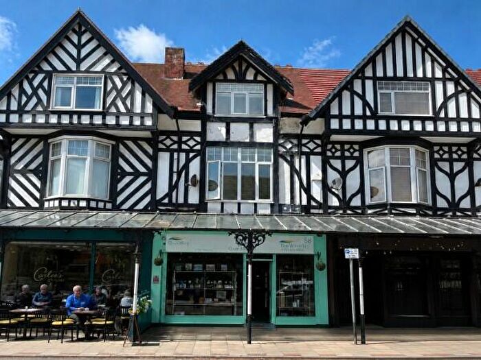 3 Bedroom Maisonette For Sale In A Banks Road, West Kirby, CH48