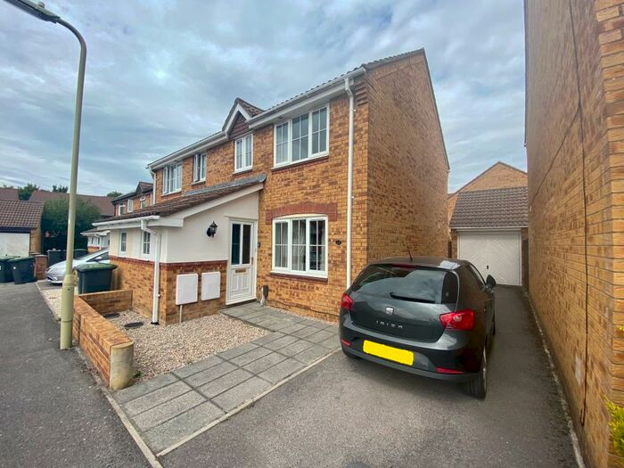 3 Bedroom House To Rent In Fern Drive, Havant, PO9