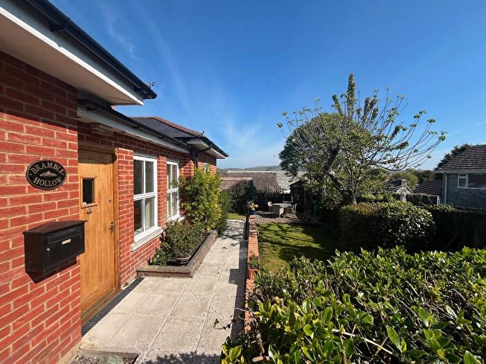 3 Bedroom Detached Bungalow For Sale In Jubilee Road, Swanage, Dorset, BH19