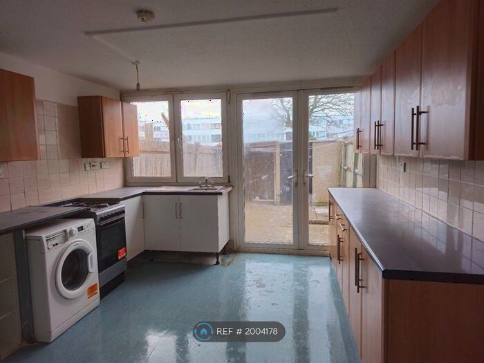 4 Bedroom Terraced House To Rent In Acacia Road, Mitcham, CR4