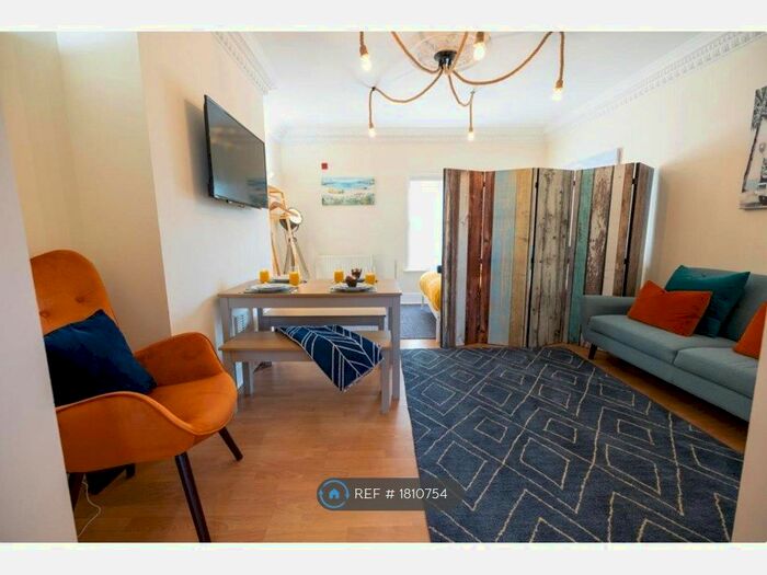 1 Bedroom Flat To Rent In Paddock Court, Great Yarmouth, NR30