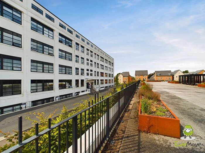 1 Bedroom Flat For Sale In Lilly Court, Fullbrook Drive, Basingstoke, Hampshire, RG21