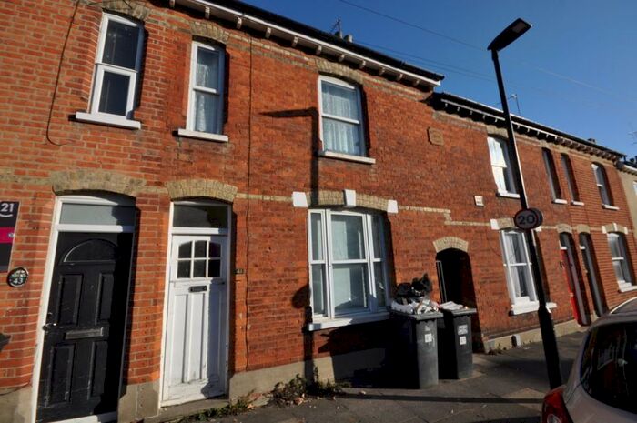 3 Bedroom Terraced House To Rent In Hartington Street, Bedford MK41