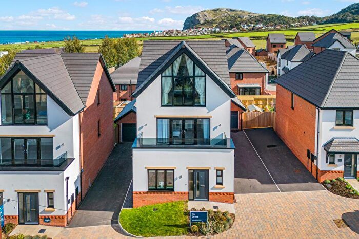 4 Bedroom Detached House For Sale In Nant Y Gamar Road, Llandudno, LL30