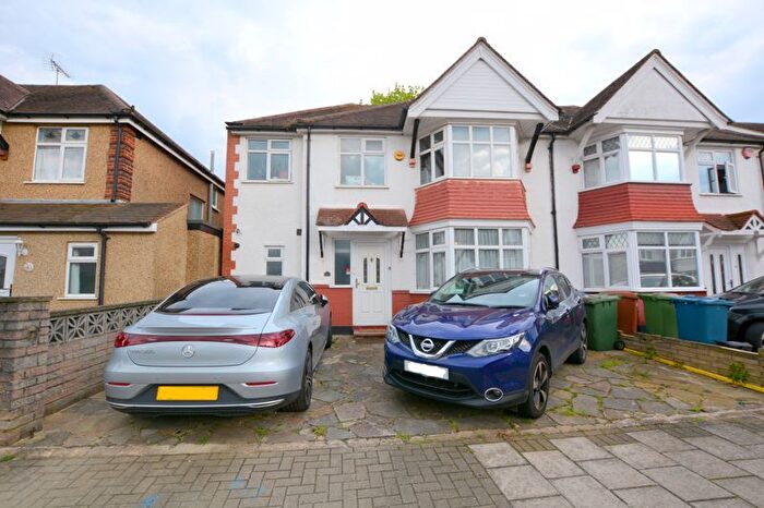 4 Bedroom Semi-Detached House To Rent In Earls Crescent, Harrow, HA1