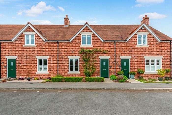 3 Bedroom Terraced House For Sale In Romsey, SO51