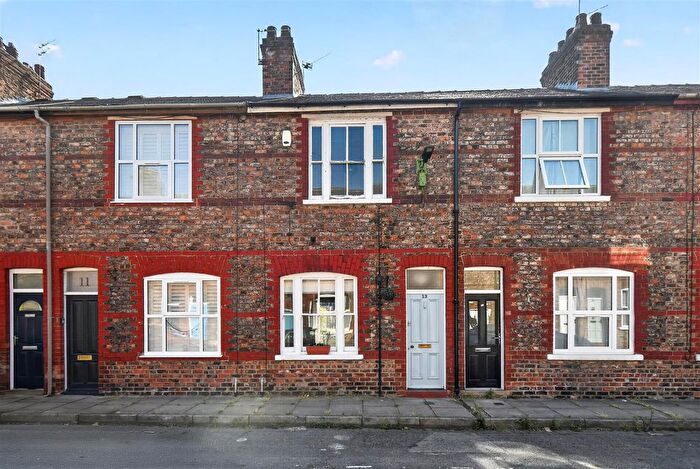 2 Bedroom Terraced House For Sale In Colenso Street, Clementhorpe, YO23