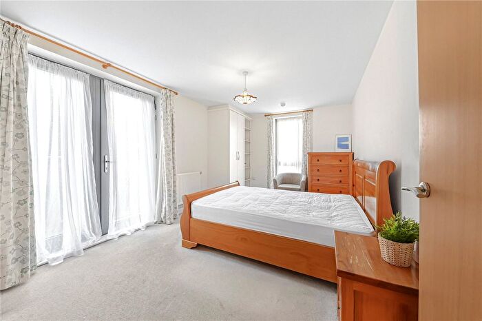 3 Bedroom Flat To Rent In Theodor Court, Nobel Close, NW9