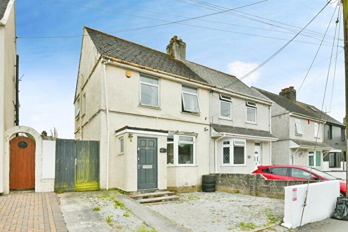 3 Bedroom Semi-Detached House For Sale In Budshead Road, Plymouth, PL5