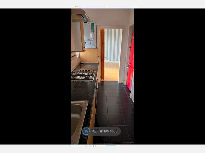 2 Bedroom Semi-Detached House To Rent In Glasgow, Glasgow, G21