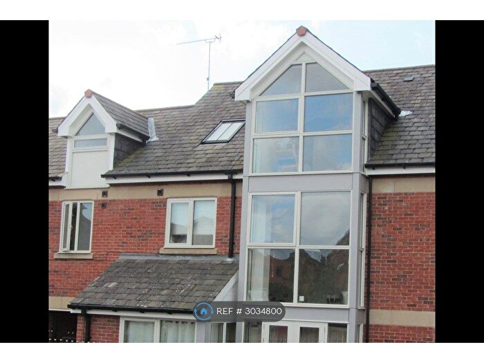 2 Bedroom Flat To Rent In Garden Court, Ashton-On-Ribble, Preston, PR2