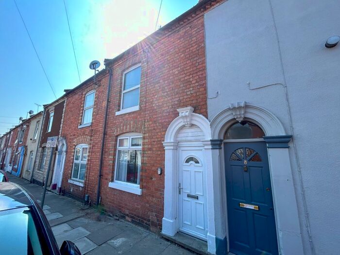 2 Bedroom Terraced House To Rent In Alcombe Road, The Mounts, Northampton, NN1