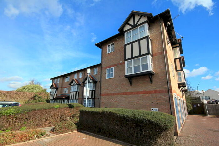 1 Bedroom Flat To Rent In Chadview Court, Chadwell Heath Lane, Romford, London, RM6