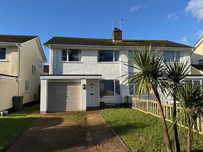 3 Bedroom Semi-Detached House To Rent In Swan Road, Starcross, EX6