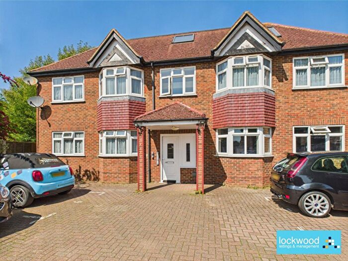 2 Bedroom Flat To Rent In Feltham Road, Ashford, TW15