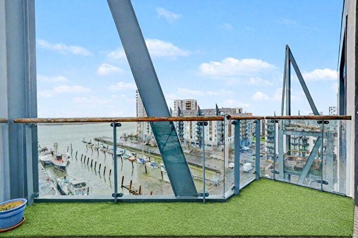 2 Bedroom Penthouse For Sale In Ocean Drive, Gillingham, ME7