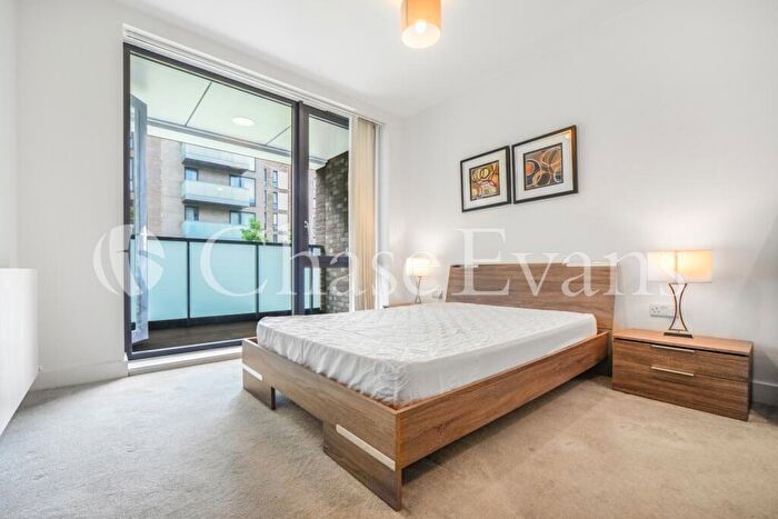 1 Bedroom Flat To Rent In New Village Avenue, Aberfeldy Village, Poplar, London, E14