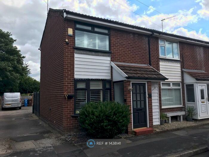 2 Bedroom Terraced House To Rent In Marlborough Grove, Droylsden, Manchester, M43