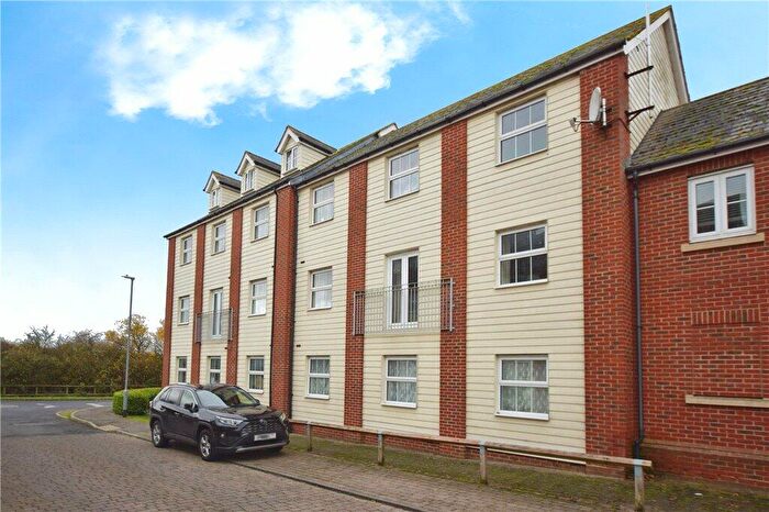 2 Bedroom Apartment For Sale In Randall Close, Witham, Essex, CM8
