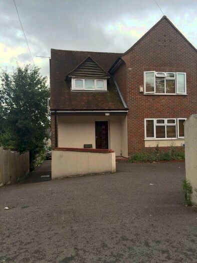 5 Bedroom Detached House To Rent In West Wycombe Road, HP12