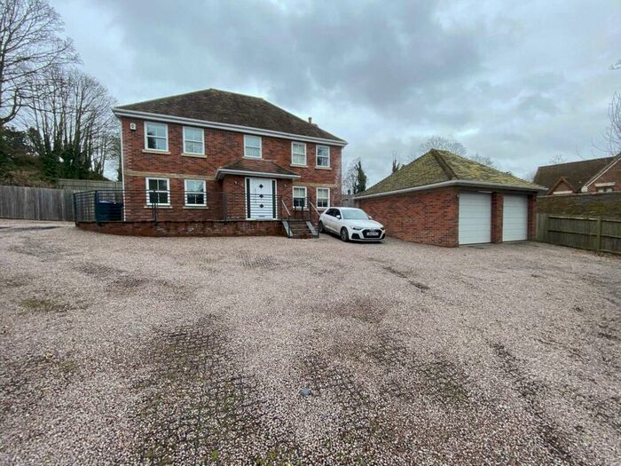 5 Bedroom Detached House To Rent In The Avenue, Welwyn, AL6