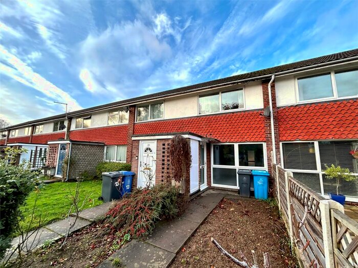 2 Bedroom Maisonette To Rent In Ray Park Avenue, Maidenhead, Berkshire, SL6