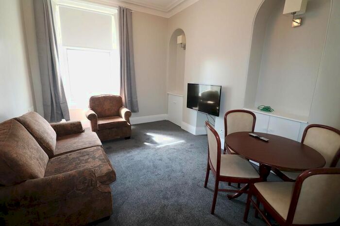 2 Bedroom Flat To Rent In Union Grove (Flat ), First Floor, AB10