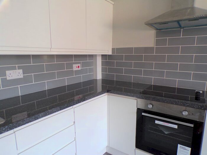 2 Bedroom Flat To Rent In Raikes Parade, Blackpool, FY1