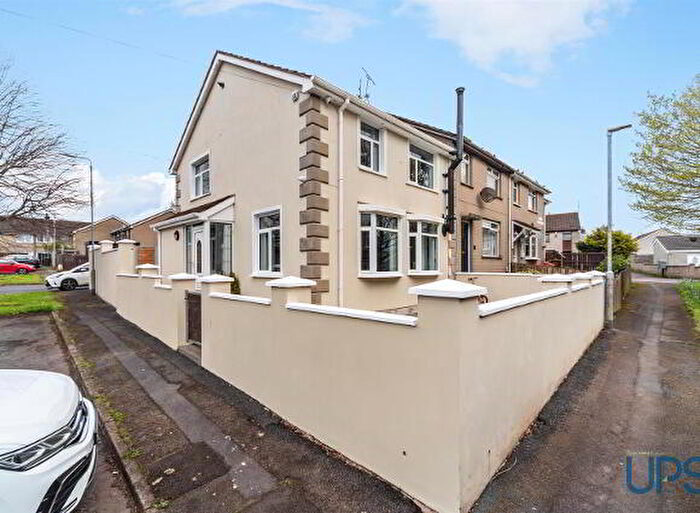 3 Bedroom End Of Terrace House For Sale In Laburnum Green, Belfast, BT17