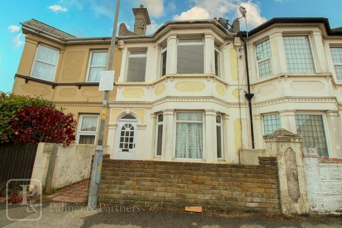 3 Bedroom Terraced House To Rent In St. Andrews Road, Clacton-On-Sea, Essex, CO15