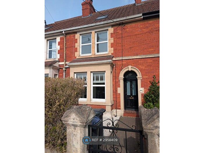 4 Bedroom Terraced House To Rent In Frome Road Trowbridge, Trowbridge, BA14