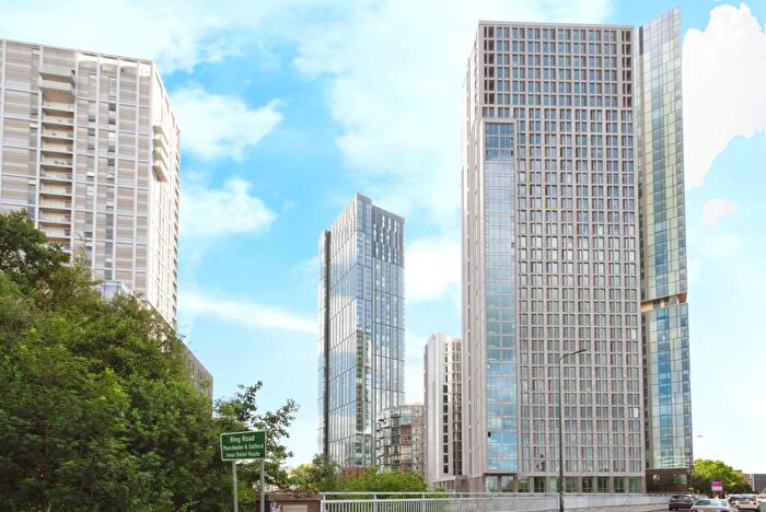 2 Bedroom Flat For Sale In Greengate, Salford, Manchester, M3