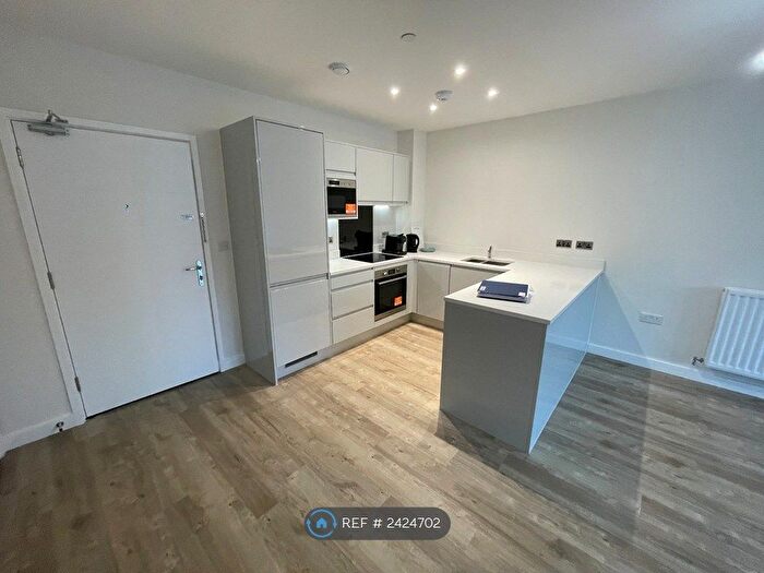 Studio To Rent In Vousden Grove, London, SE28