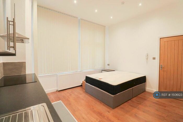 Studio To Rent In London Road, Leicester, LE2