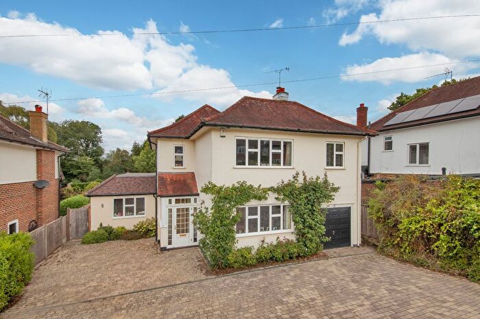 4 Bedroom Detached House For Sale In Redlands Road, Sevenoaks, Kent, TN13