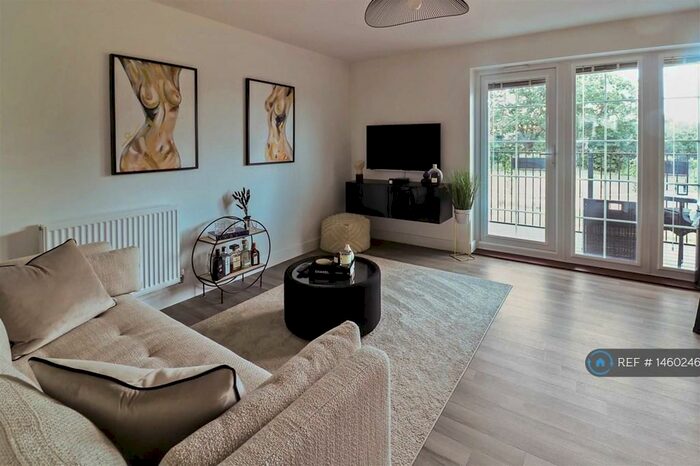 1 Bedroom Flat To Rent In Kingfisher Way, Harlow, CM17