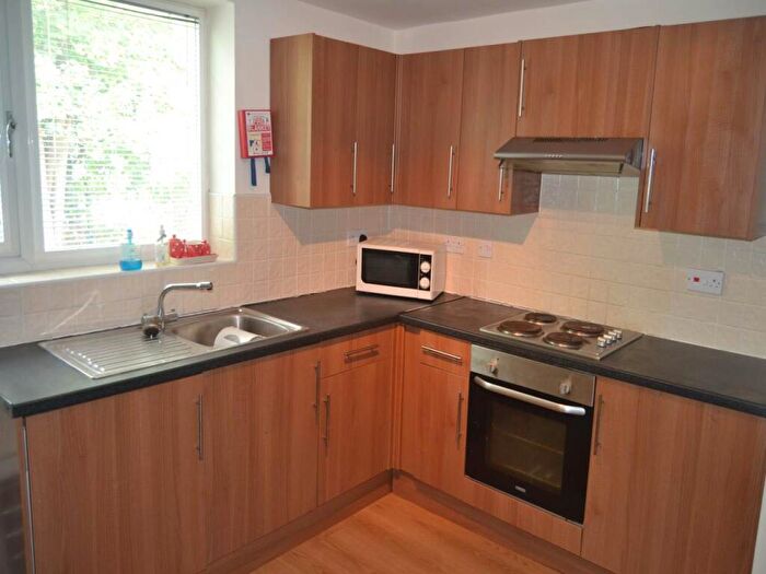 2 Bedroom Flat To Rent In Colum Road, Cathays, Cardiff, CF10