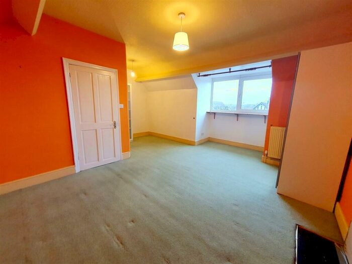 2 Bedroom Apartment To Rent In London Road, Kettering, NN15
