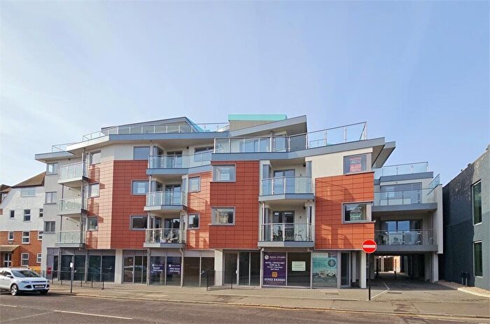2 Bedroom Apartment For Sale In The Broadway, Leigh On Sea, Leigh On Sea, SS9
