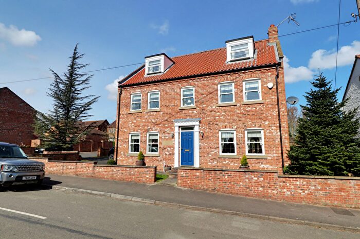 5 Bedroom Detached House For Sale In High Street, Willingham By Stow, DN21