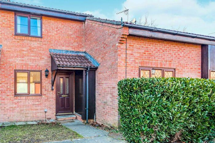 2 Bedroom Terraced House To Rent In Rotherfield Close, Theale, RG7