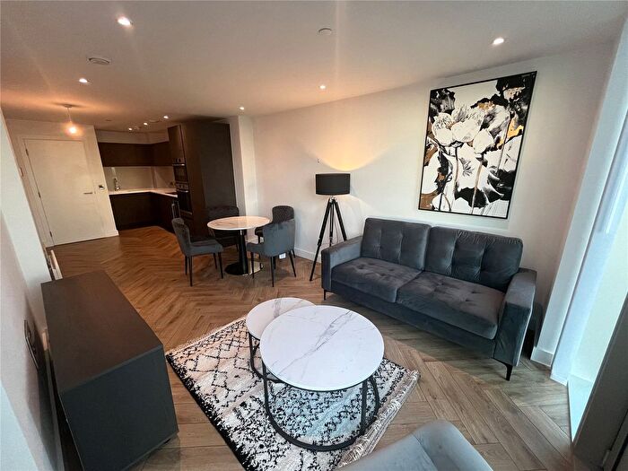 1 Bedroom Flat To Rent In Elizabeth Tower, Chester Road, Manchester, M15