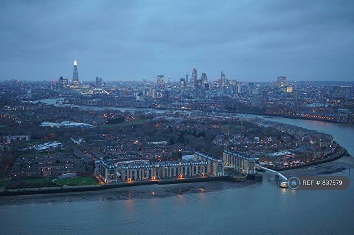 1 Bedroom Flat To Rent In Marsh Wall, London, E14