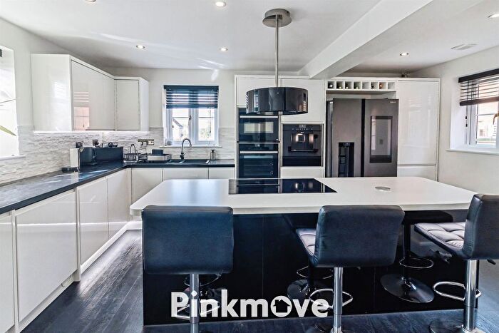 4 Bedroom Detached House For Sale In Parc Bevin, Crumlin, Newport, NP11