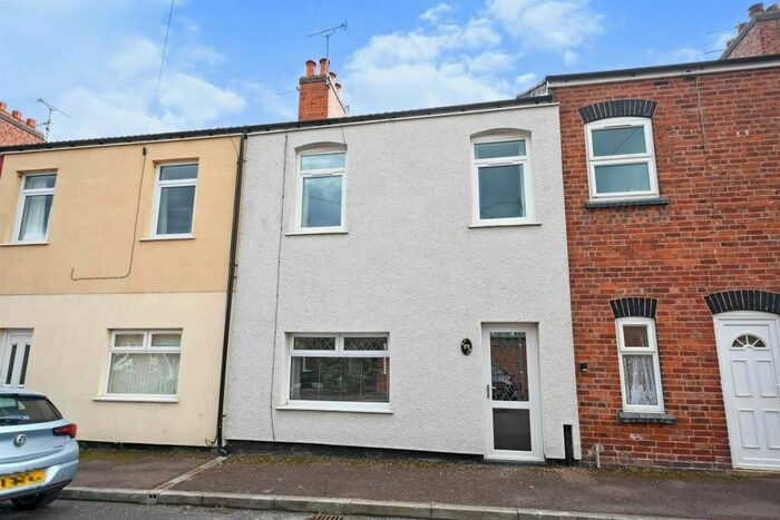 3 Bedroom Terraced House To Rent In West Street, Warsop Vale, Mansfield, NG20