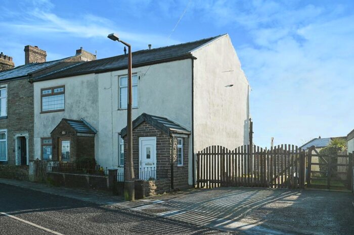 2 Bedroom End Of Terrace House For Sale In Belthorn Road, Belthorn, Blackburn, BB1