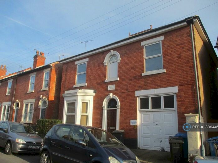 6 Bedroom Detached House To Rent In West Avenue, Derby, DE1